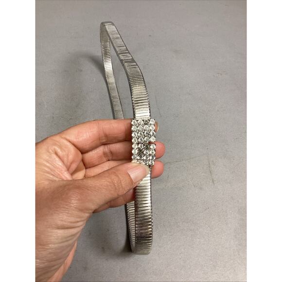 Silver Colored Women’s Link Belt - XS/Small - Picture 2 of 10